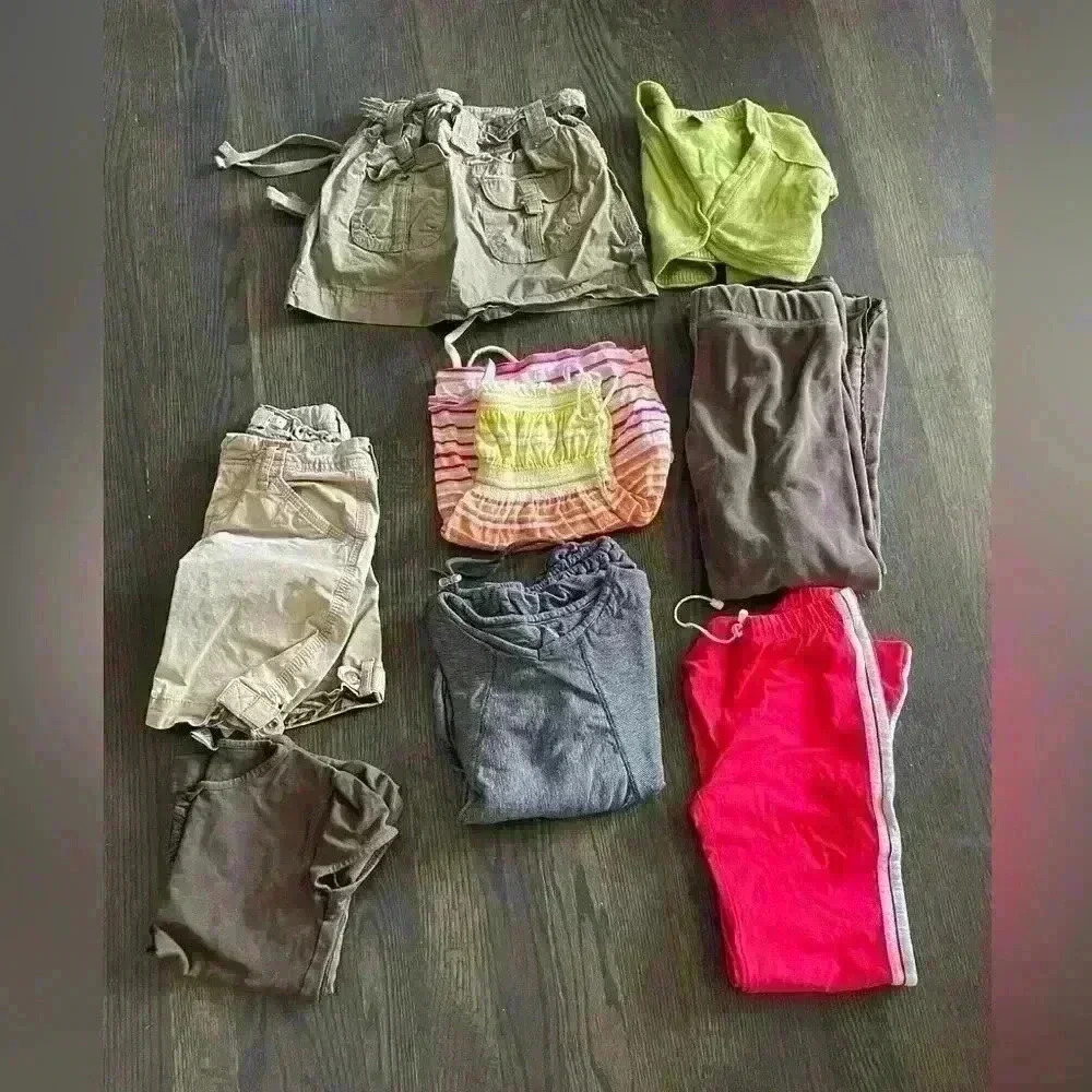 BUNDLE GIRLS SIZE 7 - 8 items - 2 pants, 4 tops, 1 shorts, 1 skirt